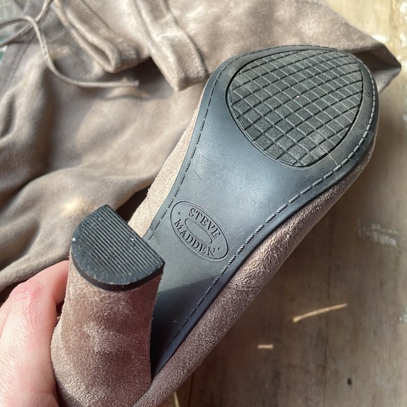 STEVE MADDEN NORRI SUEDE VELVET OVER THE KNEE HIGH BOOTS WOMENS 6 TAUPE - Picture 7 of 12